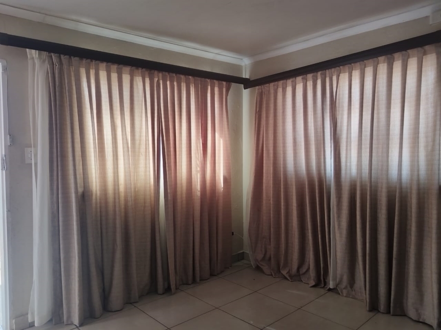 3 Bedroom Property for Sale in Freedom Park North West